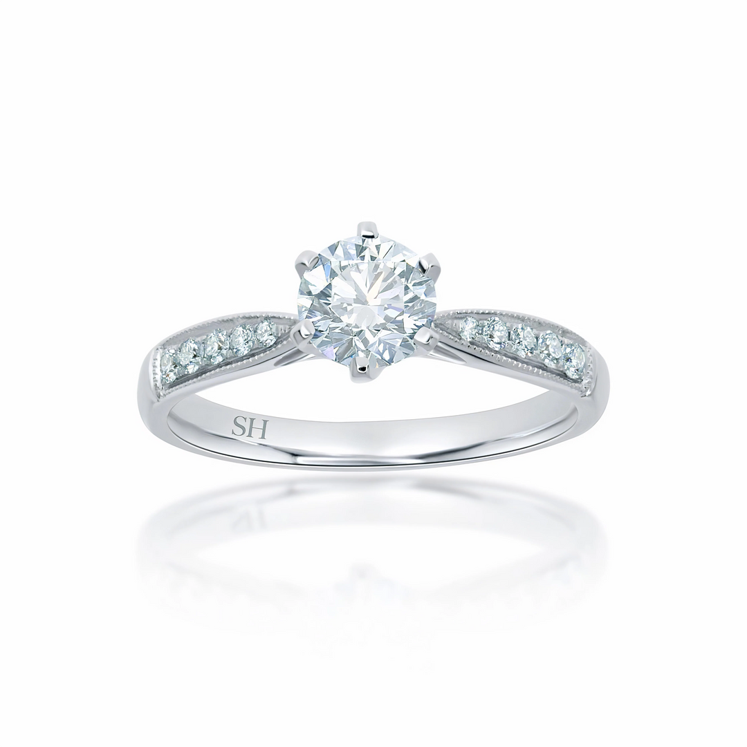 Minimalistic 6-claw ring with milgrain tapered band - W0248