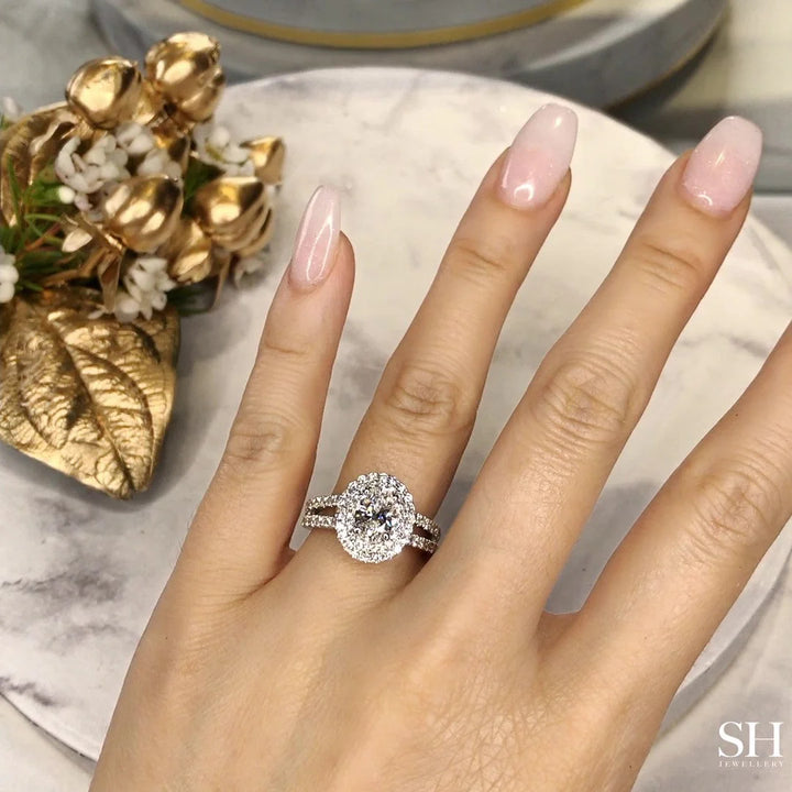 Double Halo Oval Engagement Ring with Split Pavé-Set Band - W0581