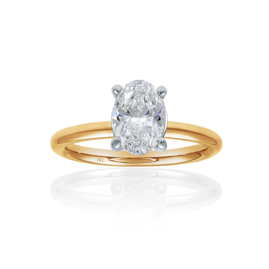 4-Claw Oval Solitaire Engagement Ring with Slim Polished Band - W0590