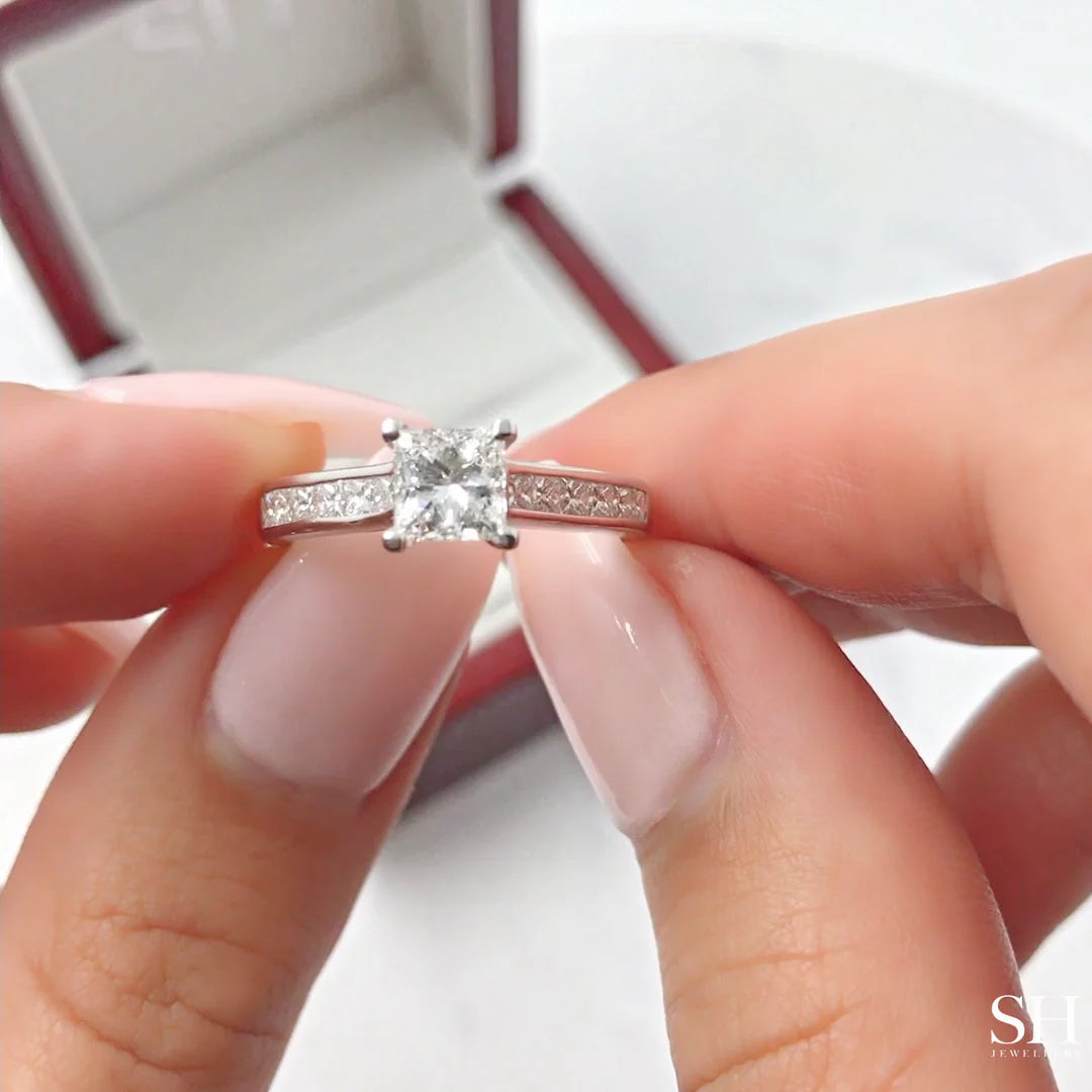 Classic Princess Cut with channel set band - W0336