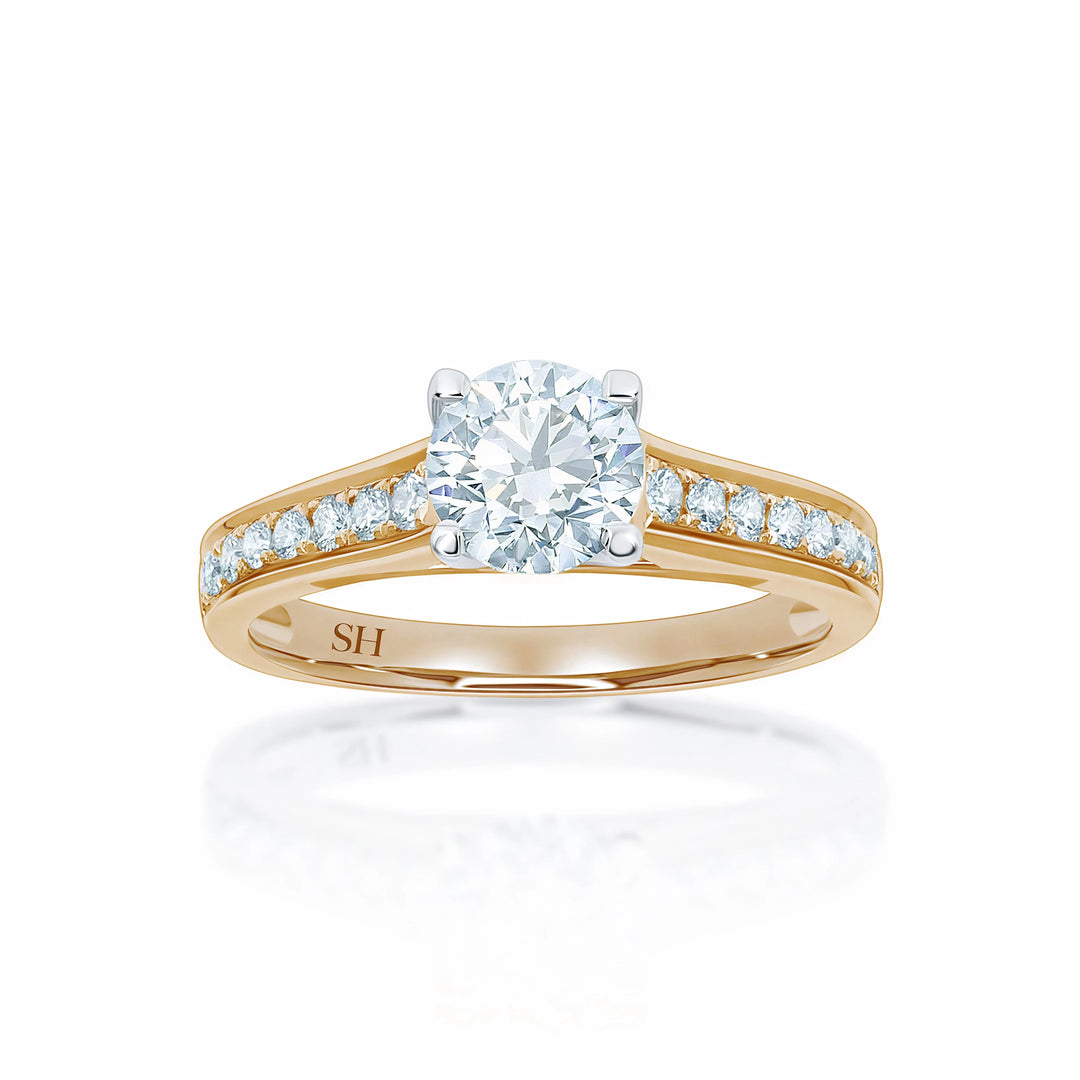Classic 4-claw ring with reverse tapered band - W0256