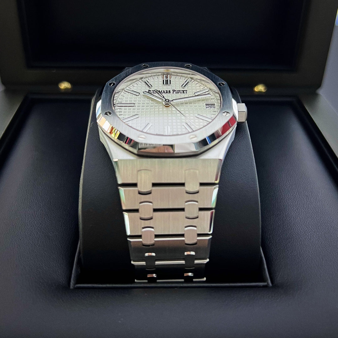 Audemars Piguet Royal Oak 41mm Steel Silver Dial Stick Markers 2024 Ref 15510ST.OO.1320ST.08 (#839)