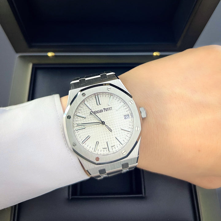 Audemars Piguet Royal Oak 41mm Steel Silver Dial Stick Markers 2024 Ref 15510ST.OO.1320ST.08 (#839)