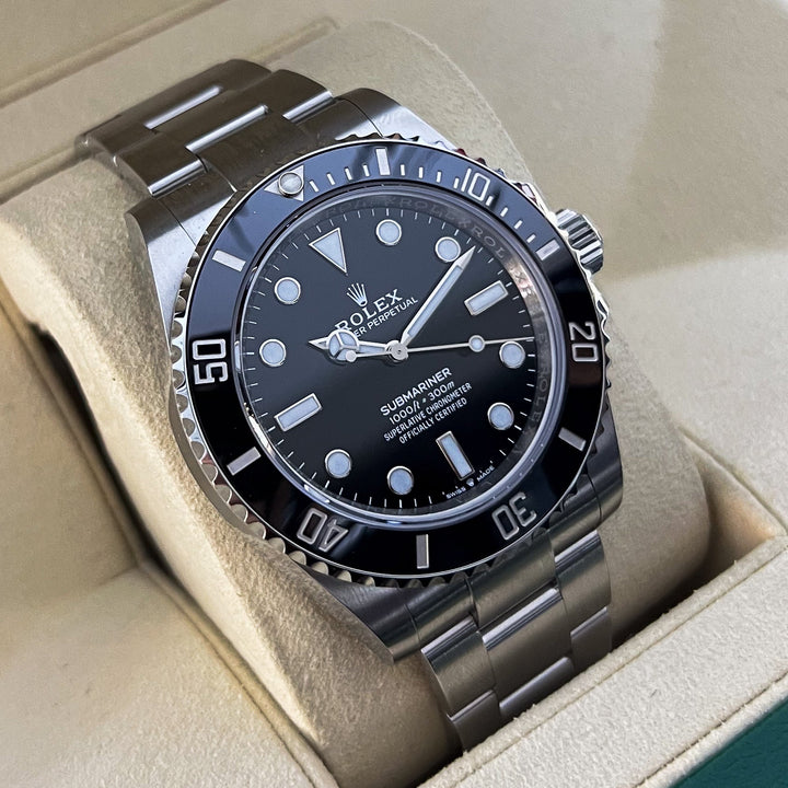 Rolex Submariner-NoDate 41mm Steel Black Dial Button Markers 2025 Ref m124060-0001 (#904)