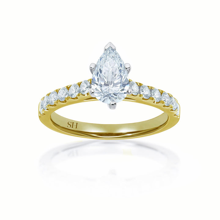 Pictured with 0.81ct diamond|thumb_caption:0.81 carat|grid_preview:true