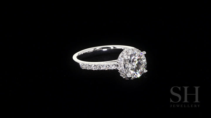video:gG5clX3gXsk|video360:true|caption:Shown with 1.51ct diamond.|option:Carats=1.5 carat|thumb_caption:1.5 carat|thumb_group:2