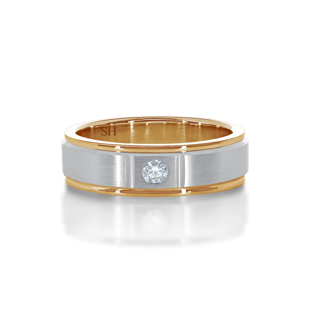 Pictured with 0.10ct diamond|thumb_caption: 0.10 carat|thumb_group:1|grid_preview:true