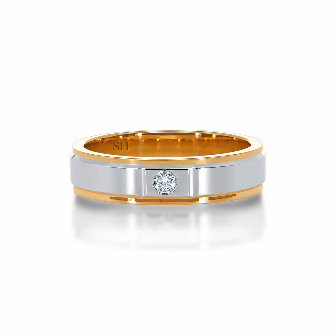 Pictured with 0.06ct diamond|thumb_caption: 0.06 carat|thumb_group:1