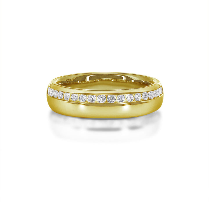 Pictured with 0.28ct diamond|thumb_caption: 0.28 carat|thumb_group:1|grid_preview:true