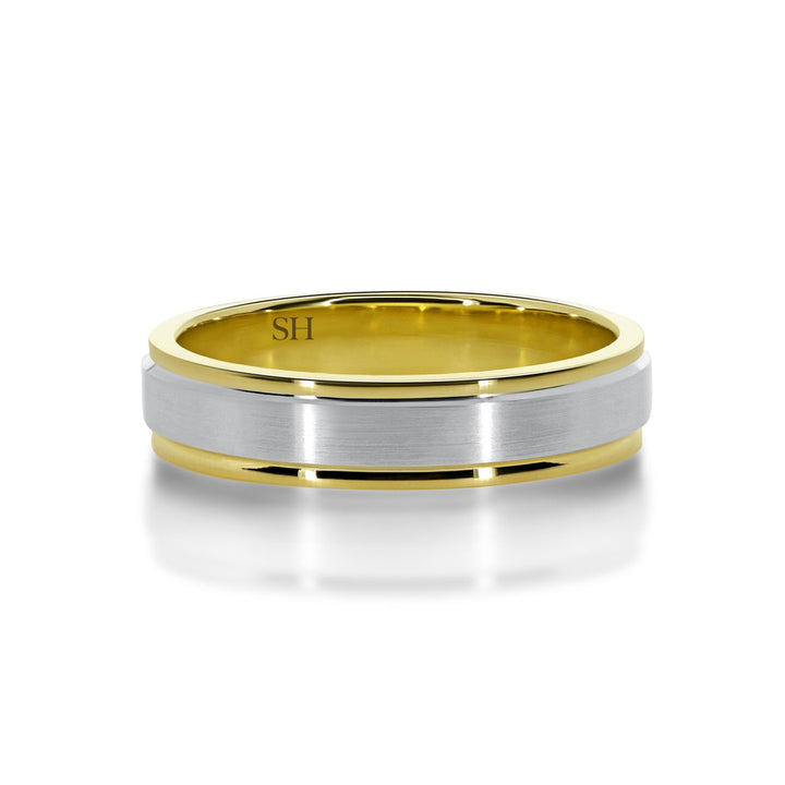 Pictured with 18k two tone gold|thumb_caption: 18k two tone gold|thumb_group:1