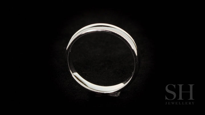 video:8o0oFx2fmRg|video360:true|caption:360 Degree View.