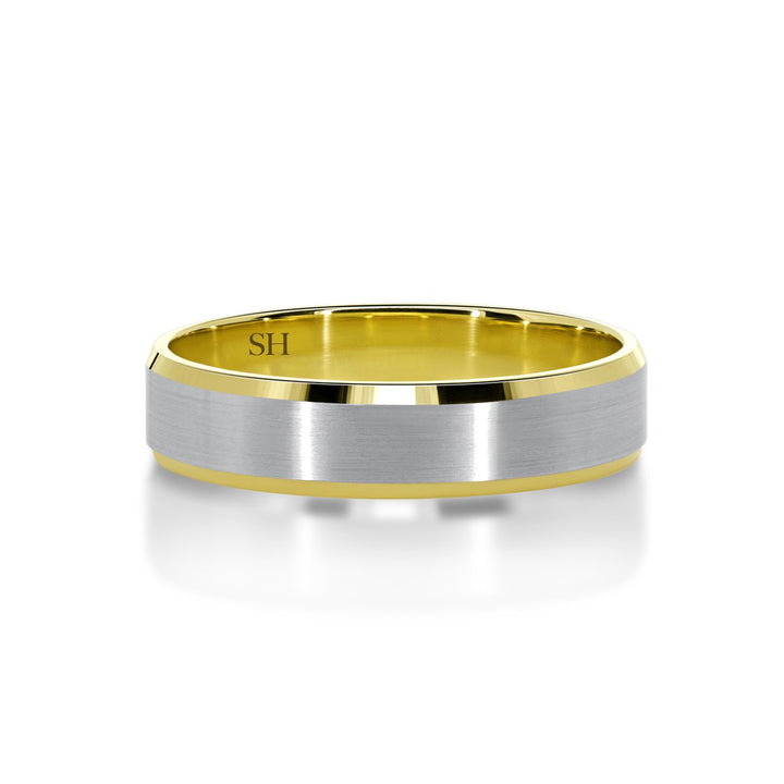 Pictured with 18k two tone gold|thumb_caption: 18k two tone gold|thumb_group:1