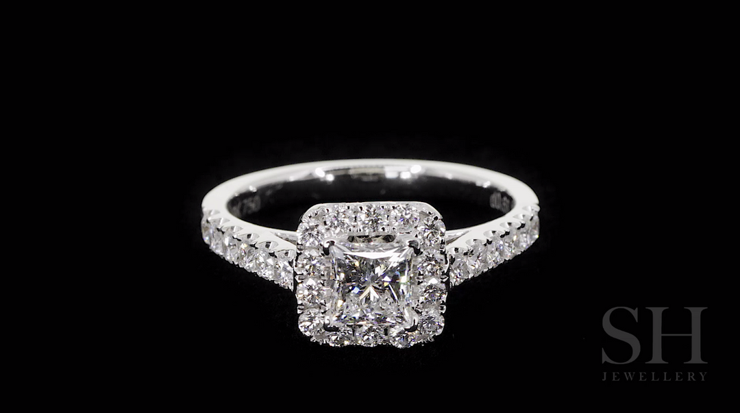 video:d3TQY78a3Rc|video360:true|caption:Shown with 0.70ct diamond.|option:Carats=0.70 carat|thumb_caption:0.70 carat|thumb_group:2