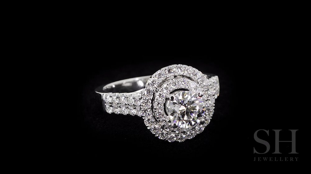 video:-yJl2jcBJWY|video360:true|caption:Shown with 0.70ct diamond.|option:Carats=0.70 carat|thumb_caption:0.70 carat