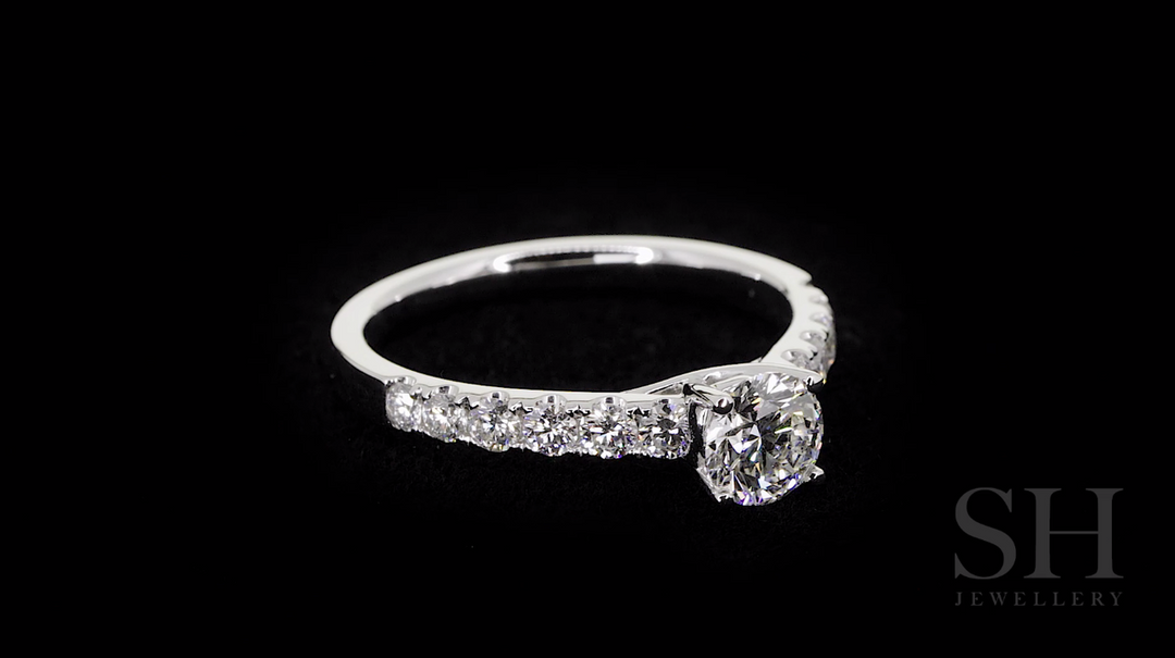 video:B9h4O7EMIbc|video360:true|caption:Shown with 0.51ct diamond.|option:Carats=0.50 carat|thumb_caption:0.50 carat