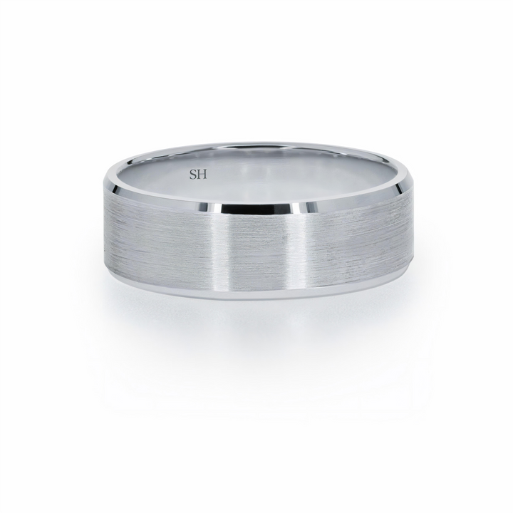 Pictured with 18k Yellow gold|thumb_caption: 18k white Gold|thumb_group:1