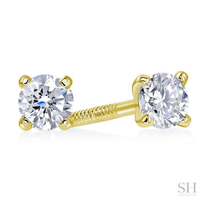 4-Claw Minimalistic Solitaire Diamond Stud Earrings - W0657