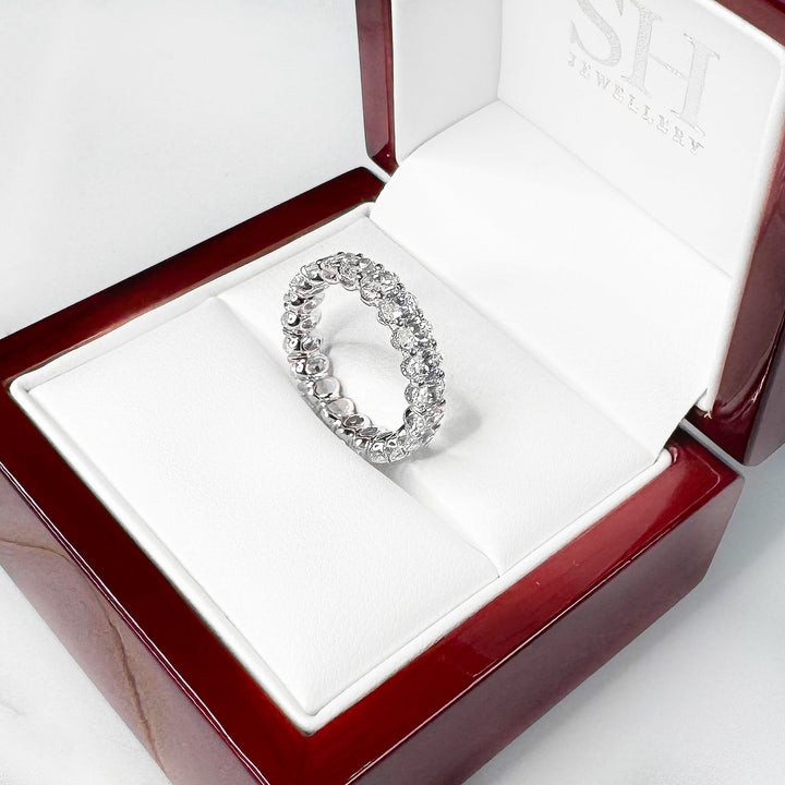 Oval Scalloped Eternity Diamond Band (4.5mm) - W1055