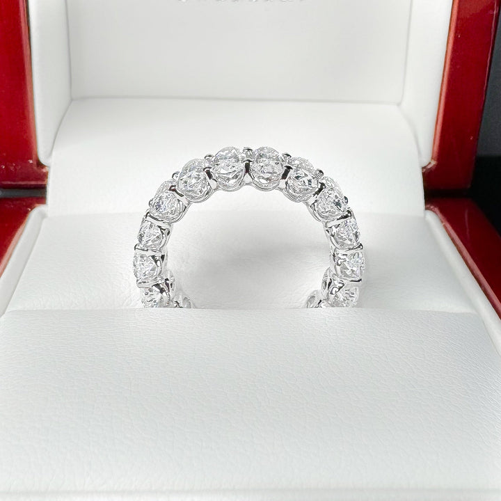 Oval Scalloped Eternity Diamond Band (5.5mm) - W1057