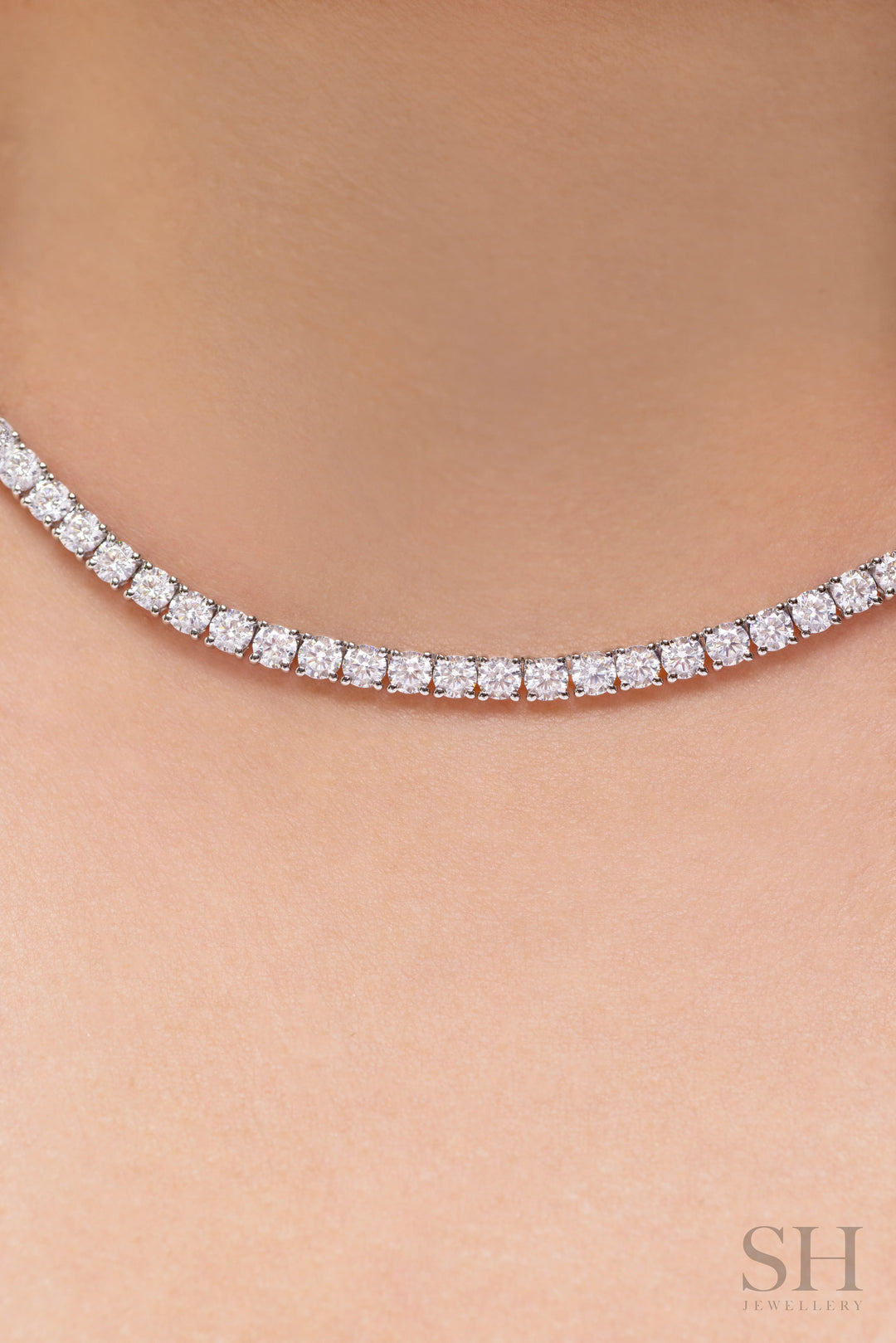 4-Claw Classic Diamond Tennis Necklace (half eternity) (7.95ct TW) (38cm/15in) - W1108