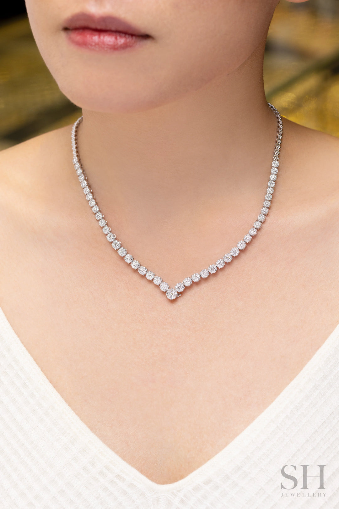 Luminous V-Drop Round Cluster Diamond Tennis Necklace (small) - W1116