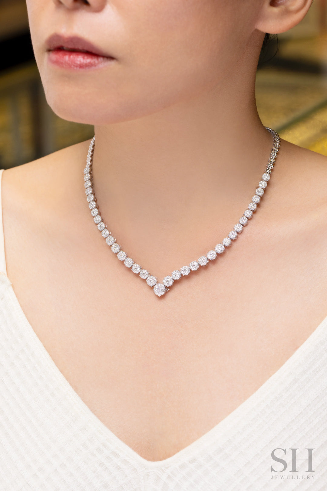 Luminous V-Drop Round Cluster Diamond Tennis Necklace (medium) - W1117