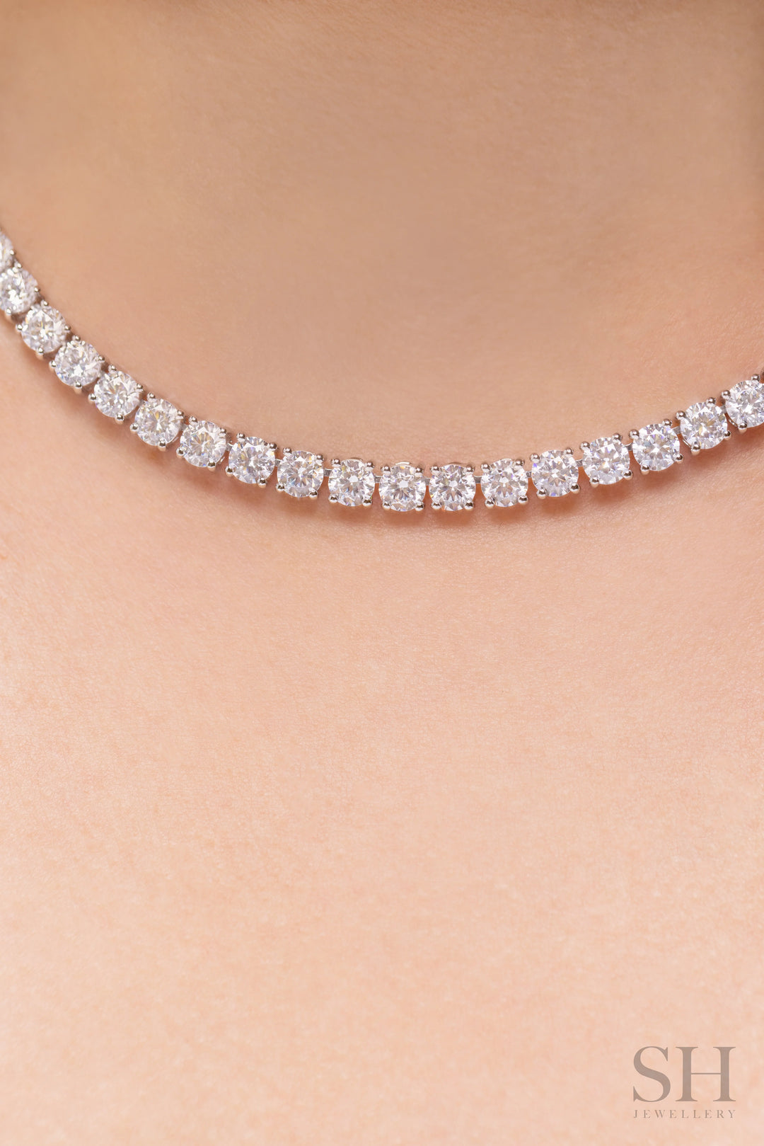 4-Claw Classic Diamond Tennis Necklace (full eternity) (27.65ct TW) (38cm/15in) - W1124