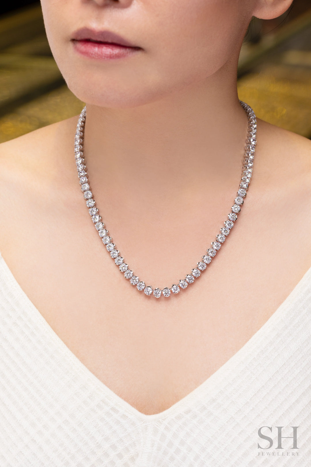 Corona Graduating Diamond Tennis Necklace (32.66ct TW) (46cm/17.7in) - W1129