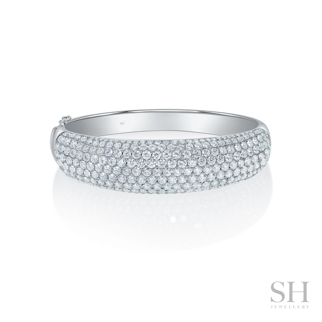 Luminary Pavé Diamond Bangle - W1189