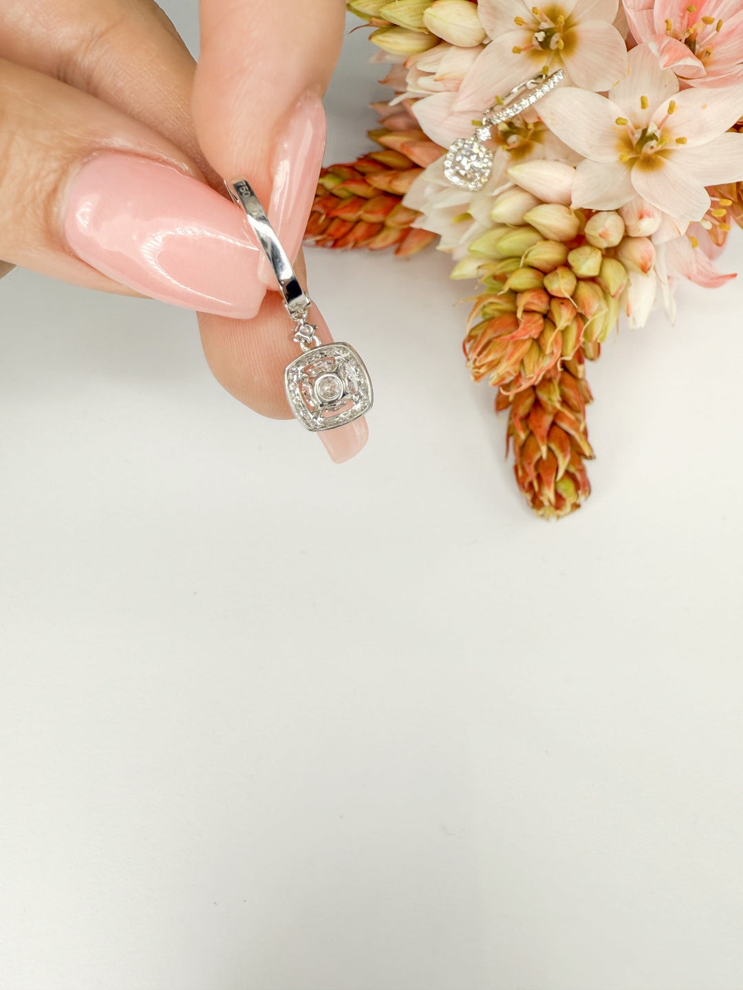 thumb_group:2|grid_preview:true