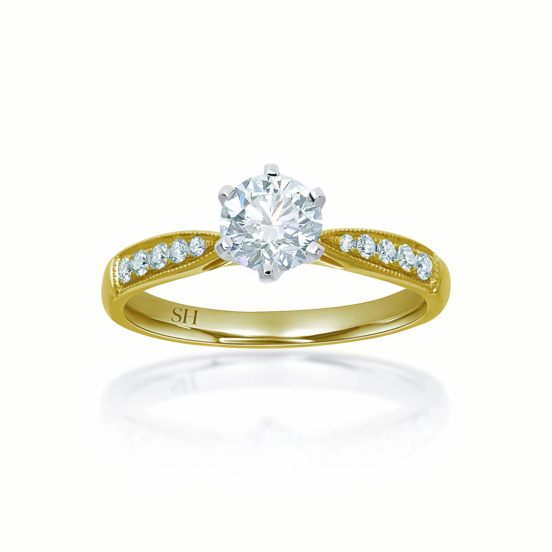 Minimalistic 6-claw ring with milgrain tapered band - W0248