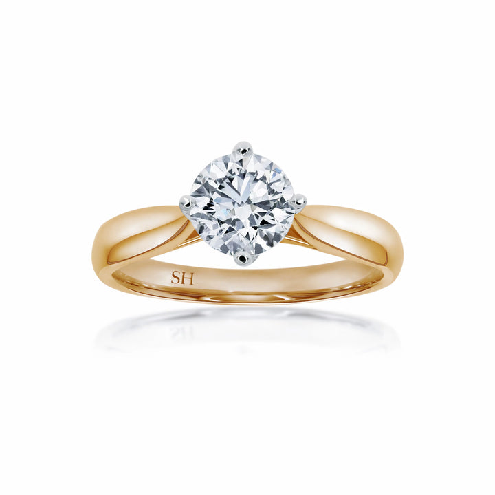 Brilliant solitaire with offset 4-claw design - W0400