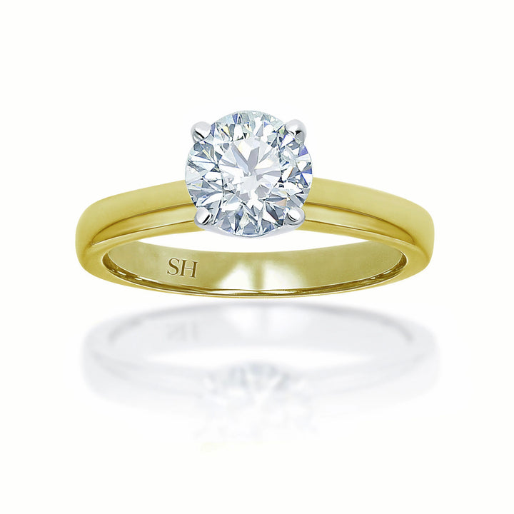 Classic 4-Claw solitaire engagement ring - W0005