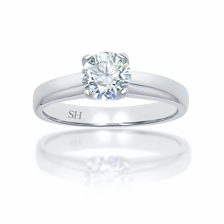 Classic 4-Claw solitaire engagement ring - W0005