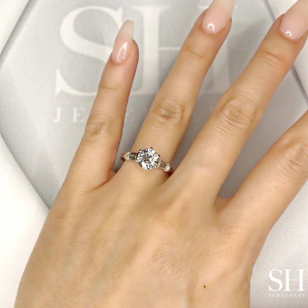 Elegant Round Brilliant Cut and tapered Baguettes - W0328