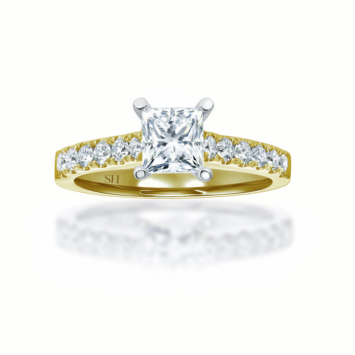 Classic Princess Cut Engagement Ring with Pavé-Set Band - W0333