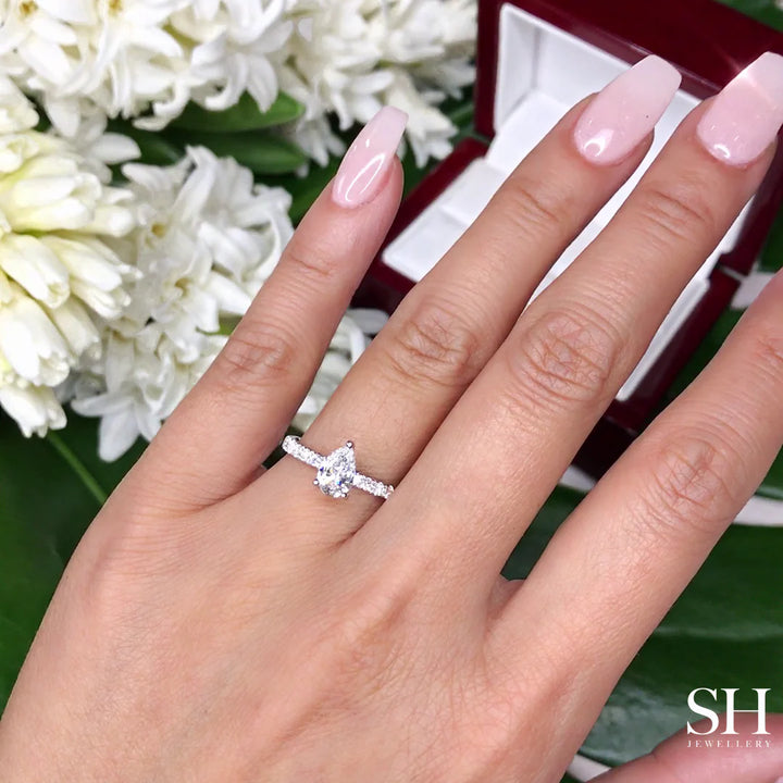 3-Claw Pear-Shaped Timeless Engagement Ring with 2.1mm Pavé-Set Band - W0801