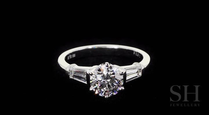 Elegant Round Brilliant Cut and tapered Baguettes - W0328