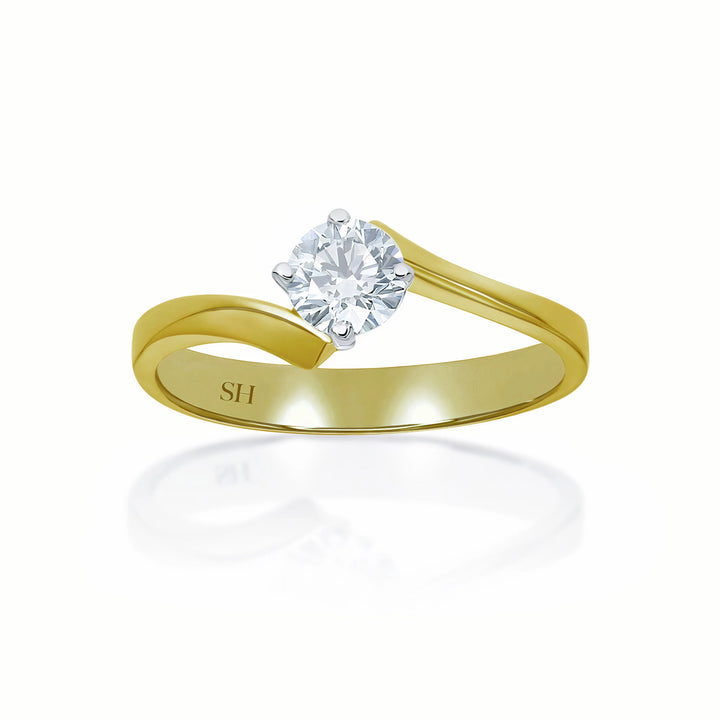 4-Claw Solitaire Engagement Ring with Offset Tapered Shoulders - W0013