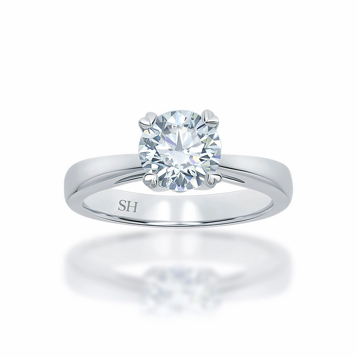 4-Claw solitaire engagement ring with heart shaped prong tips - W0001