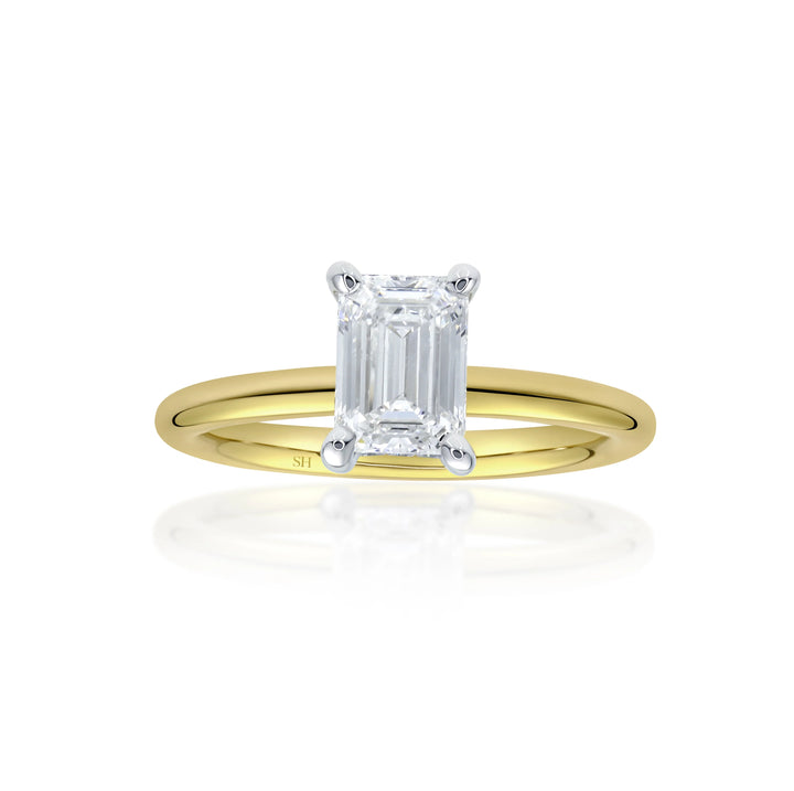 4-Claw Emerald-Cut Engagement Ring with Polished Band - W0799
