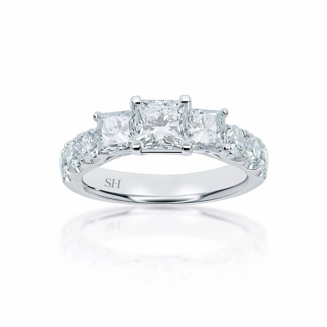 Modern Princess Cut trilogy ring with claw set band - W0033